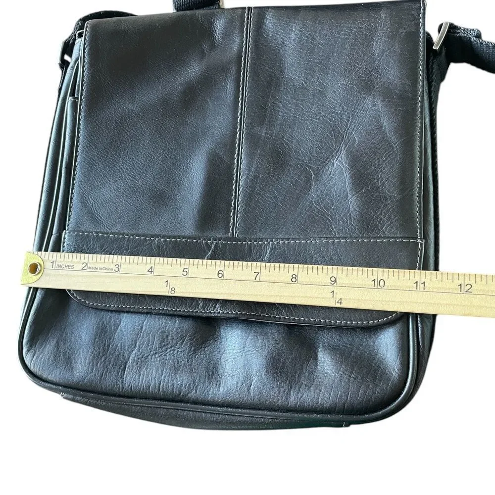 Kenneth Cole Reaction Laptop/ Tablet/ Flapover Messenger Bag Brown